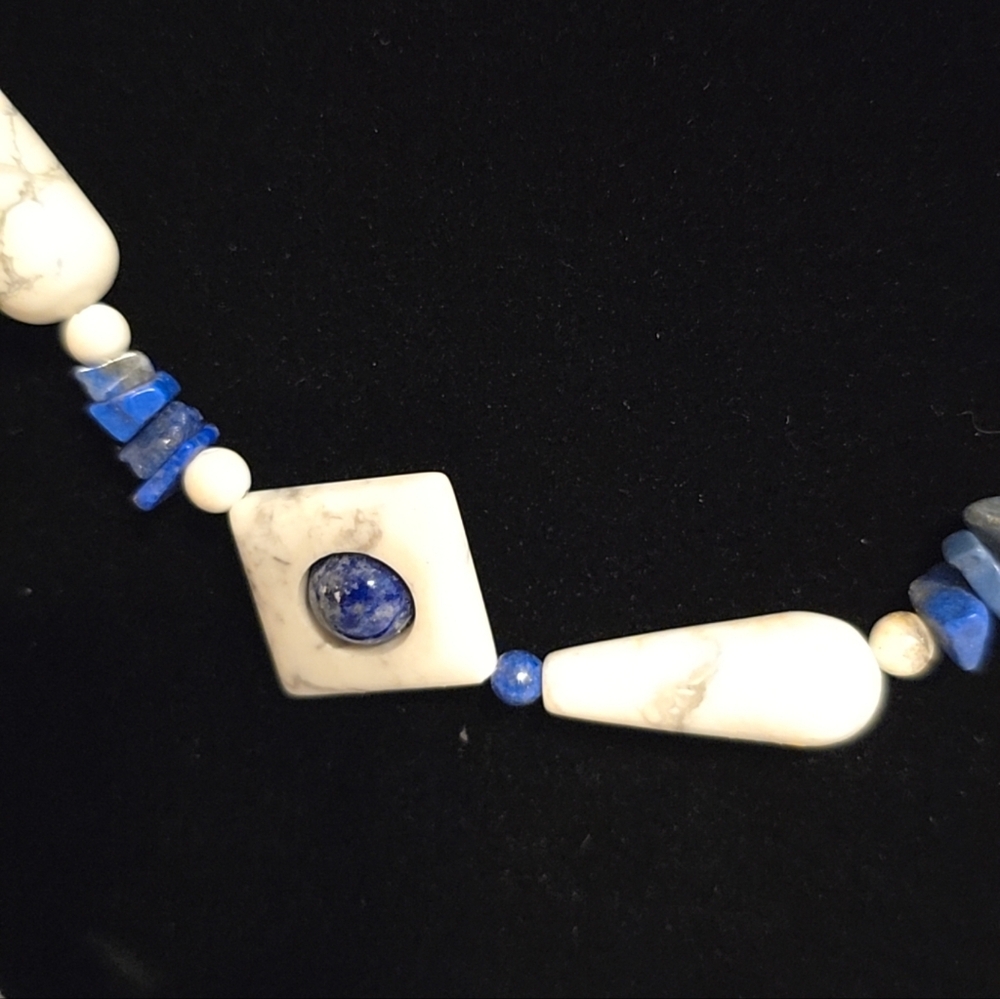 Howlite Necklace - Picture 4 of 5